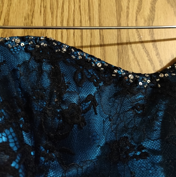 Never worn Flirt by Maggie Sottero prom dress - Picture 3 of 8